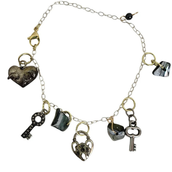 Hand Crafted Jewelry - Sterling Silver Skeleton Key charm heart bracelet